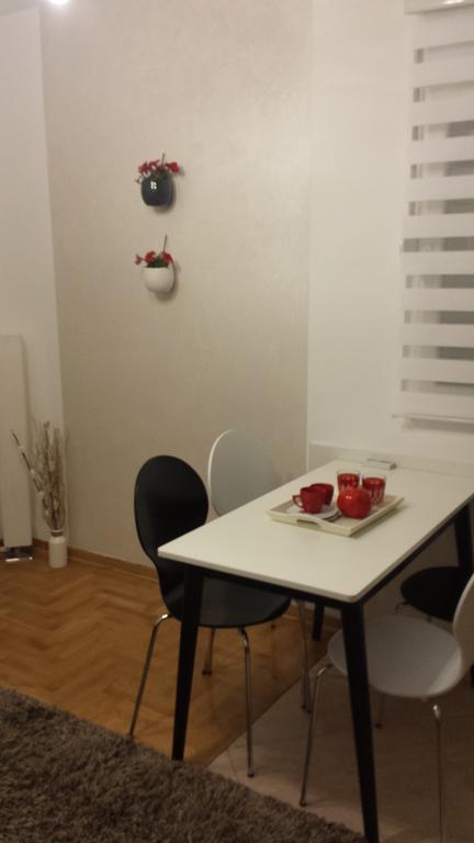 Fini Apartment Tivat